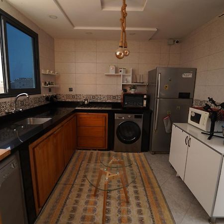 Waves Hunter Surf House Bed & Breakfast Agadir Luaran gambar