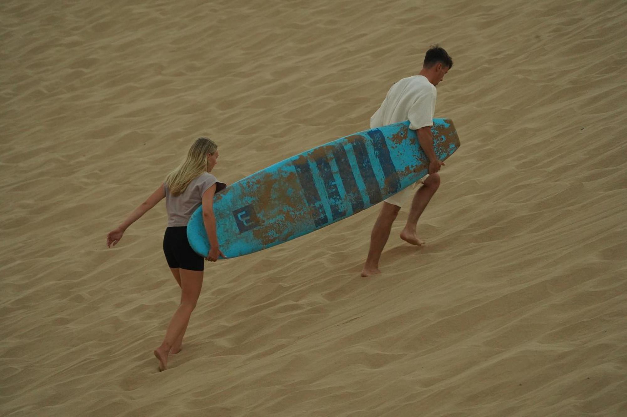 Waves Hunter Surf House Bed & Breakfast Agadir Luaran gambar