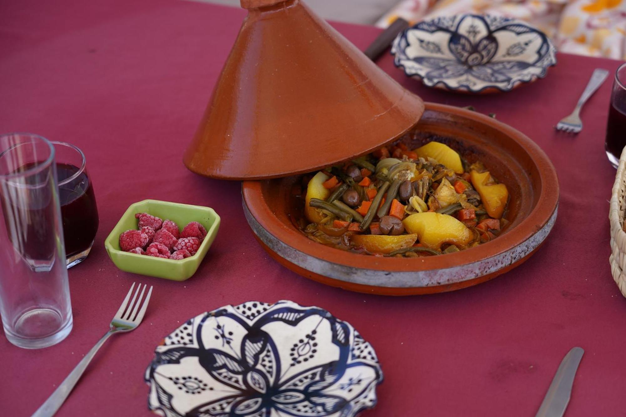 Waves Hunter Surf House Bed & Breakfast Agadir Luaran gambar