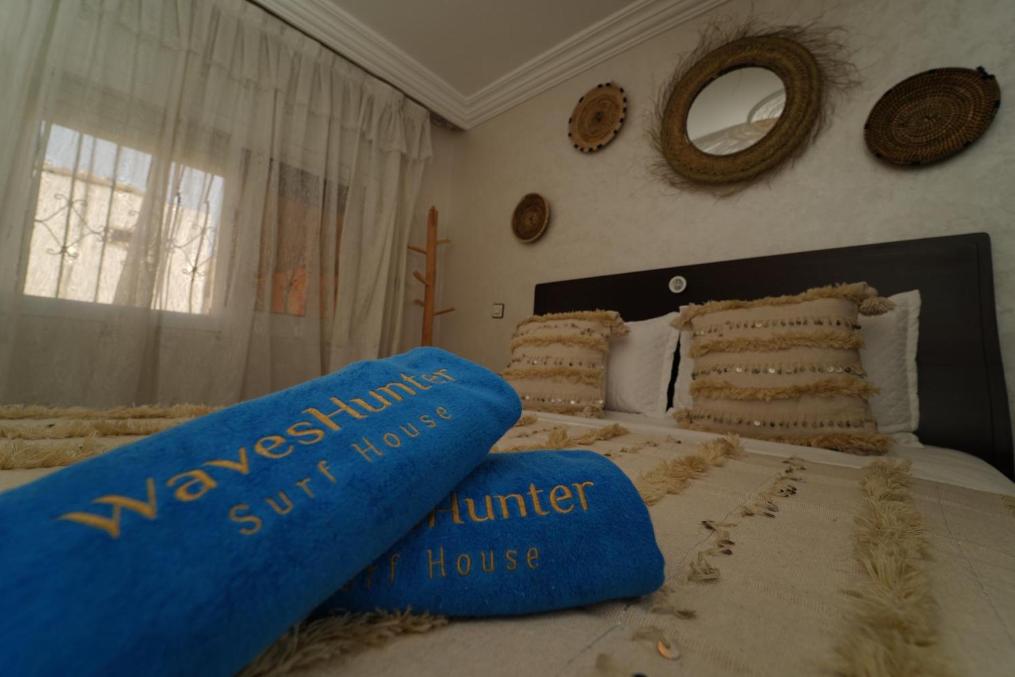 Waves Hunter Surf House Bed & Breakfast Agadir Luaran gambar