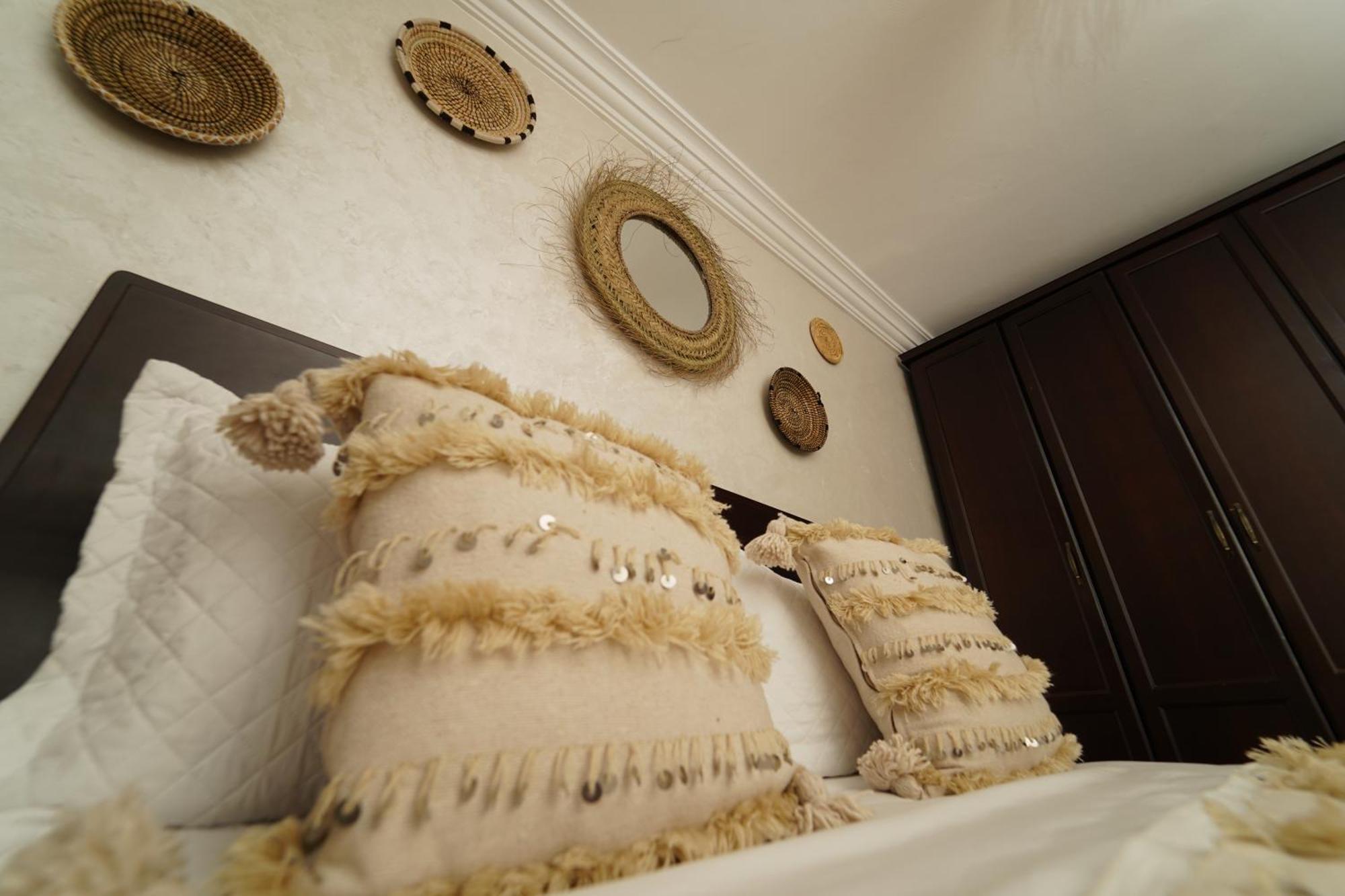 Waves Hunter Surf House Bed & Breakfast Agadir Luaran gambar