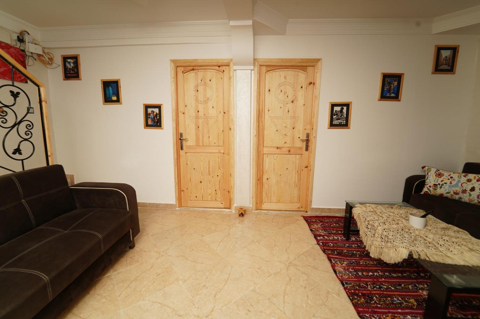 Waves Hunter Surf House Bed & Breakfast Agadir Luaran gambar