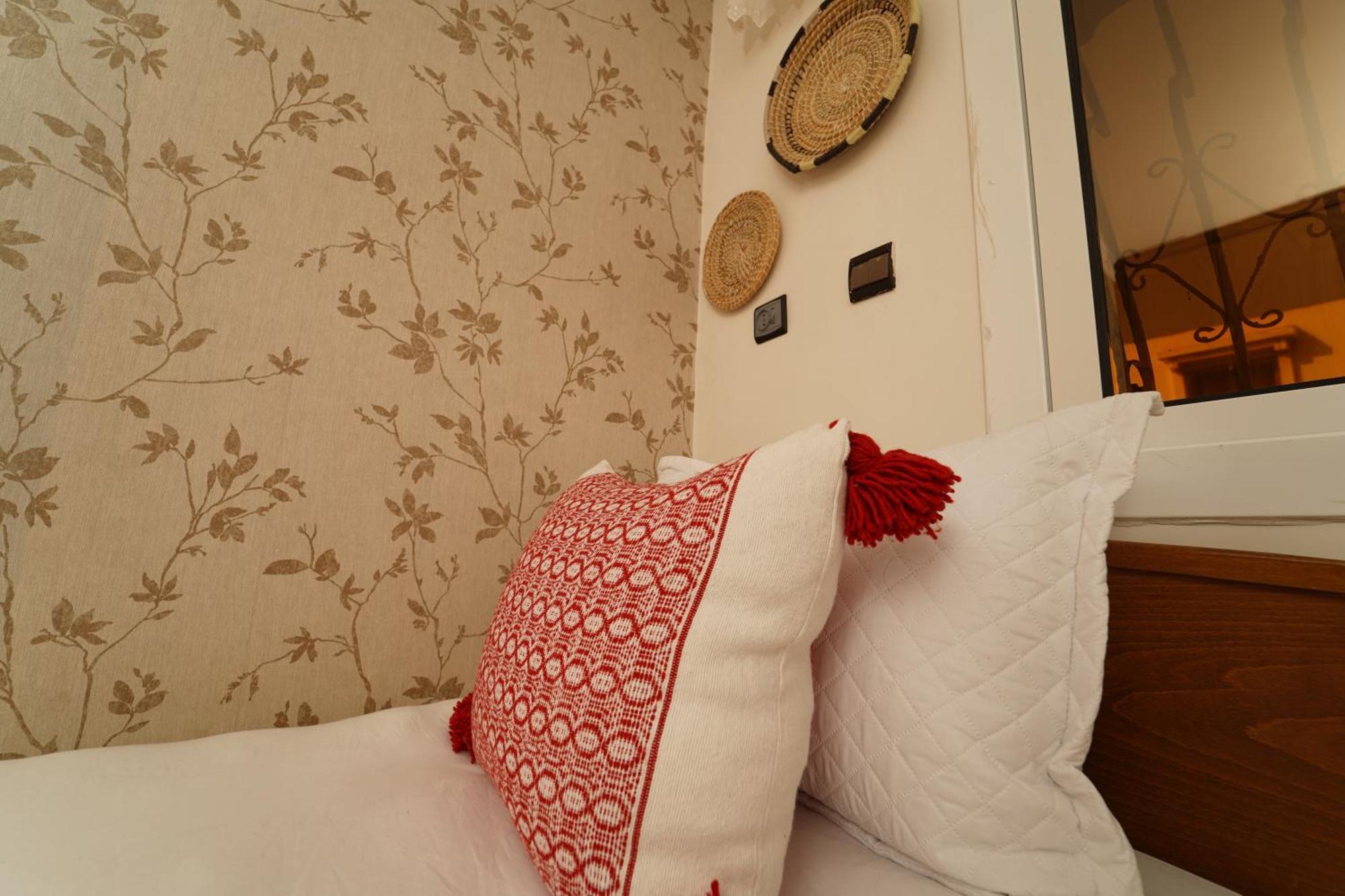 Waves Hunter Surf House Bed & Breakfast Agadir Luaran gambar