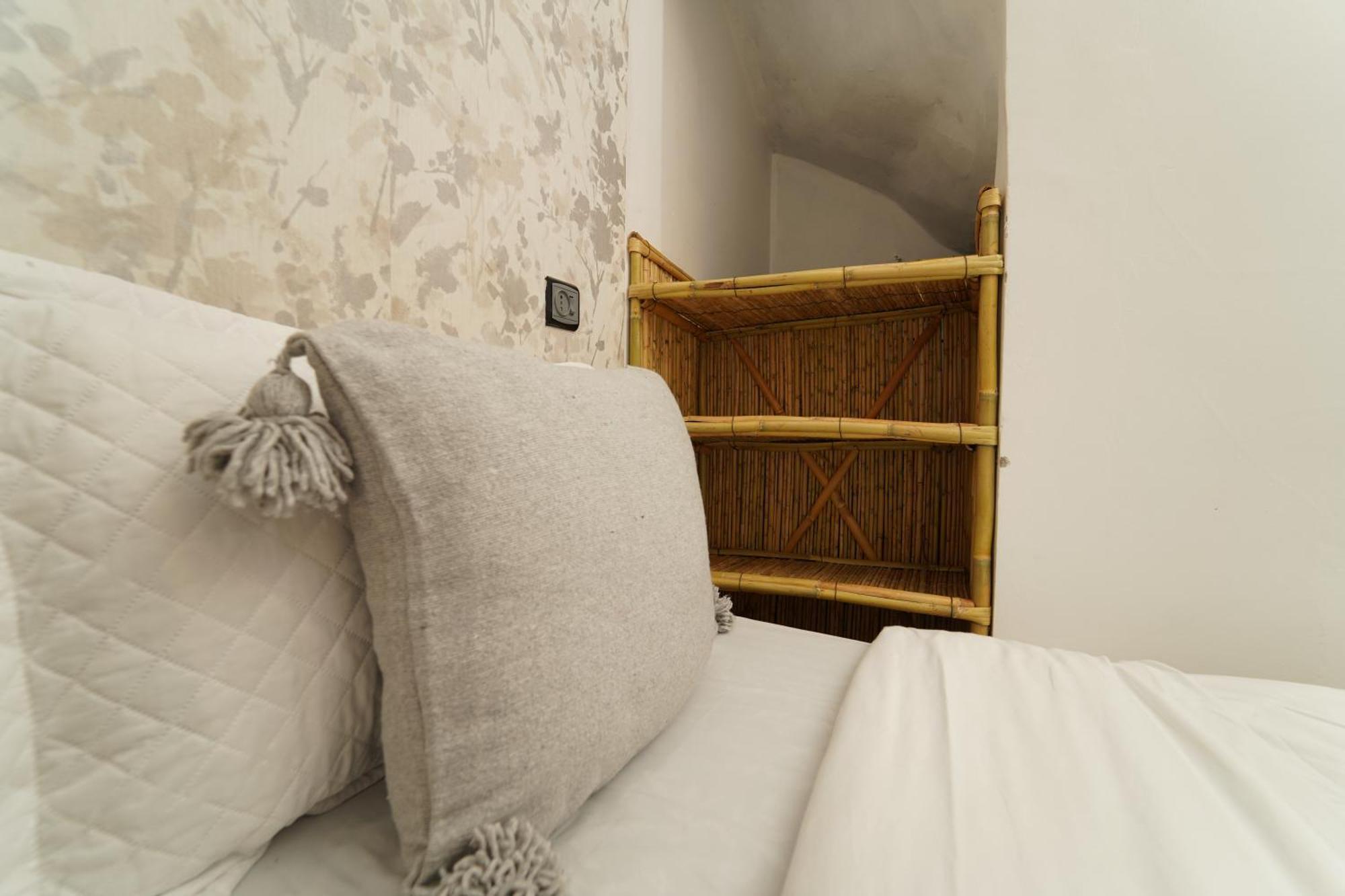 Waves Hunter Surf House Bed & Breakfast Agadir Luaran gambar